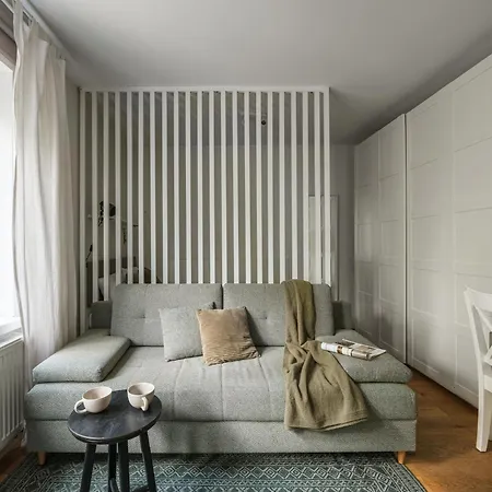 Urban No 4a - Air Condition - Garden - Free Parking Апартаменти