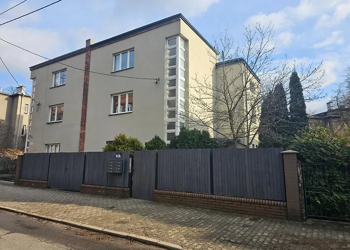 Urban No 4a, Free Private Parking, Self Check-in Appartement *